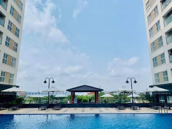 Homestay Ha Long Luxury מראה חיצוני תמונה